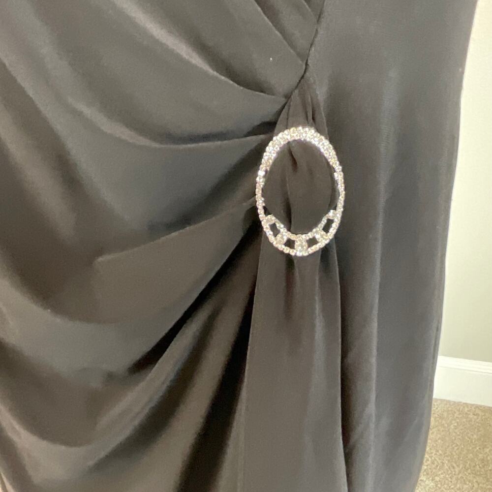 Betsy & Adam Sleeveless Ruffled Sheath Cocktail Party Dress Black Size 14W LBD - Picture 10 of 13